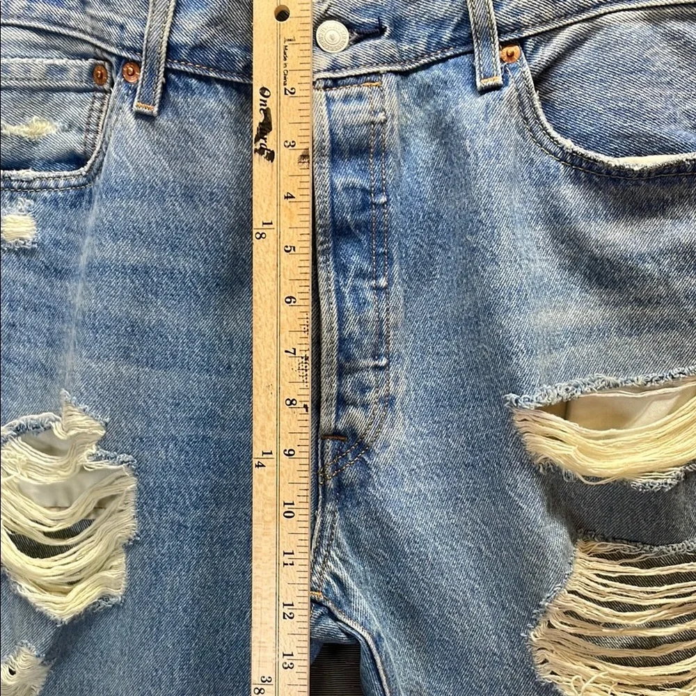 Levis discover effortless
